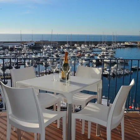 La Catifa Now With Elevator!!! Apartment Palamos